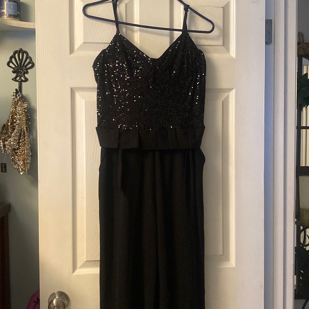 A brand new never worn pants jumpsuit from Fashion Nova.
